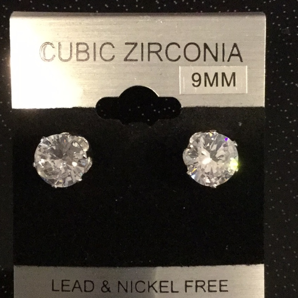 Cubic Zirconia, 9 mm Rhinestone Silvertone Earring